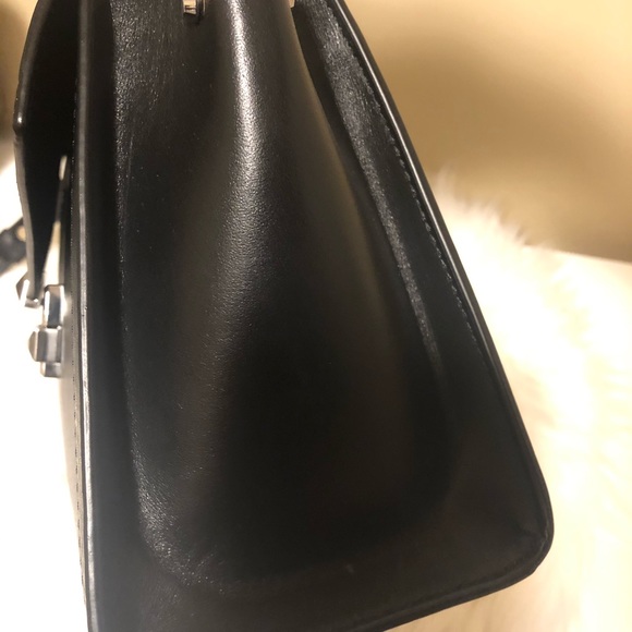 ❌Sold❌Michael Kors Whitney Medium - Picture 7 of 10